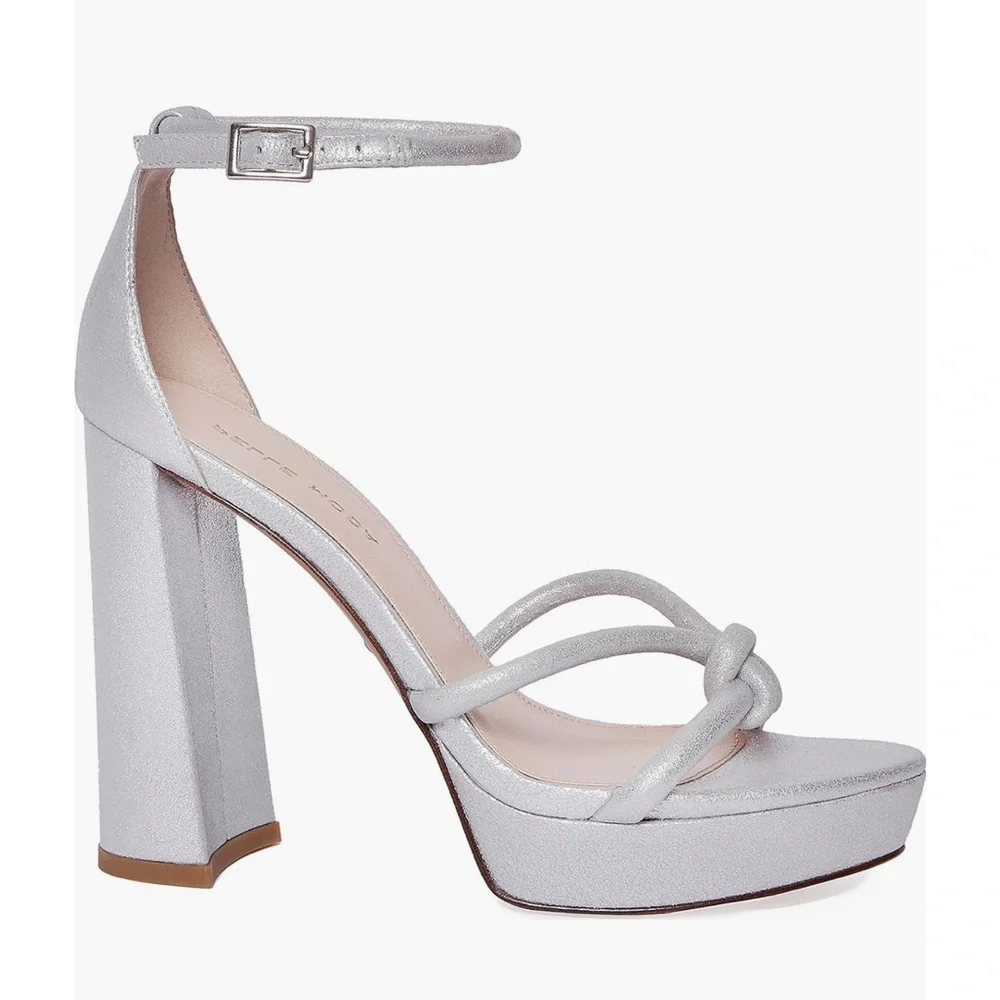 NEW Pelle Moda Gilian Metallic Leather Platform Flared Block Heel Sandals Glam 9